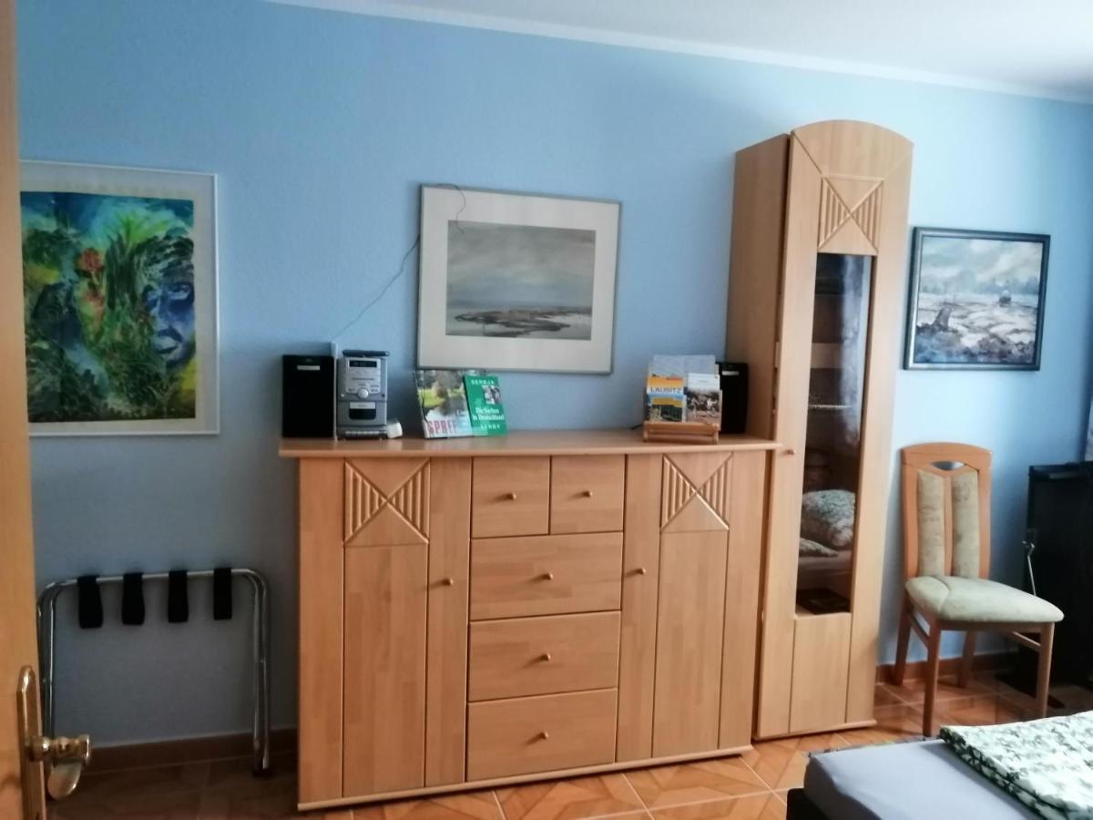 Appartement Ruhe Und Bequemlichkeit à Frauendorf  Extérieur photo