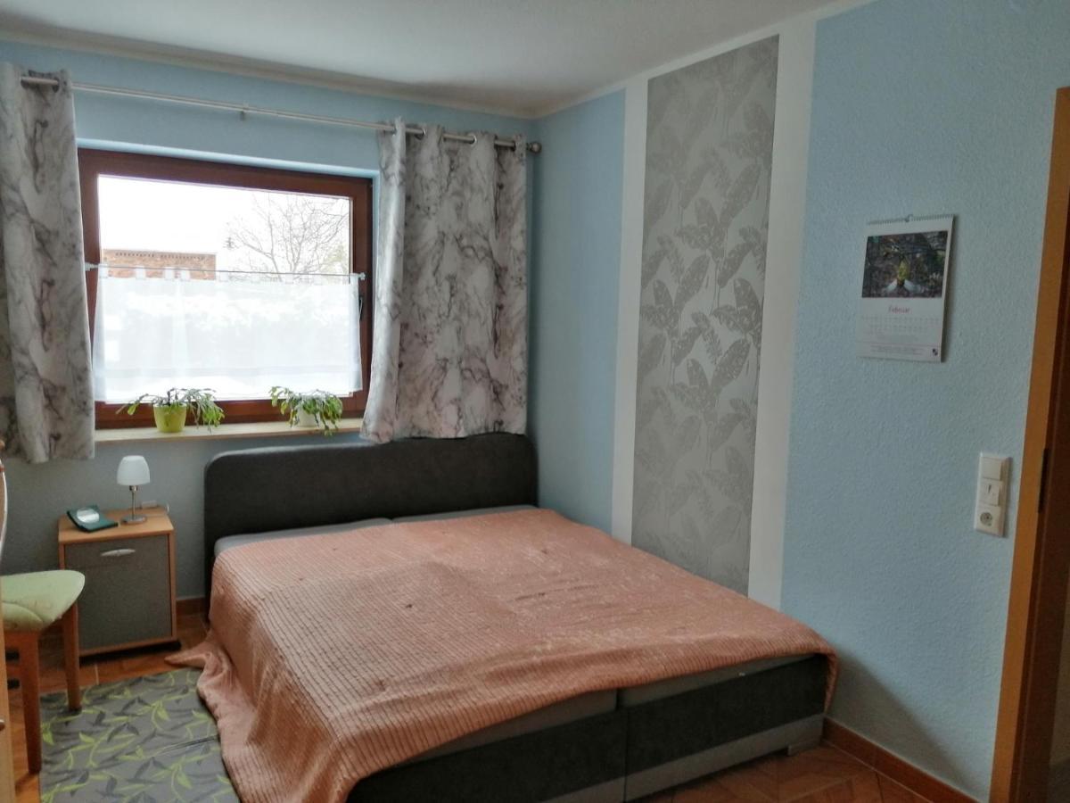 Appartement Ruhe Und Bequemlichkeit à Frauendorf  Extérieur photo