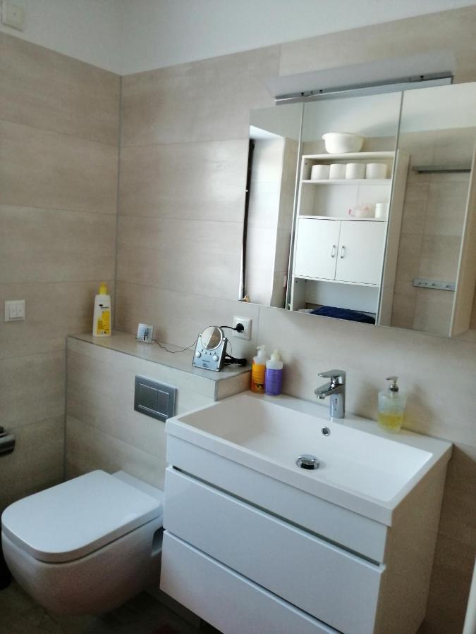 Appartement Ruhe Und Bequemlichkeit à Frauendorf  Extérieur photo