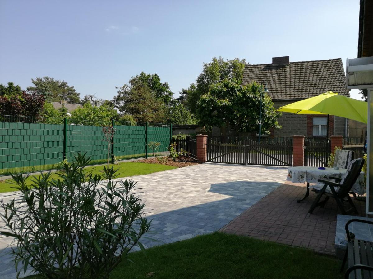 Appartement Ruhe Und Bequemlichkeit à Frauendorf  Extérieur photo
