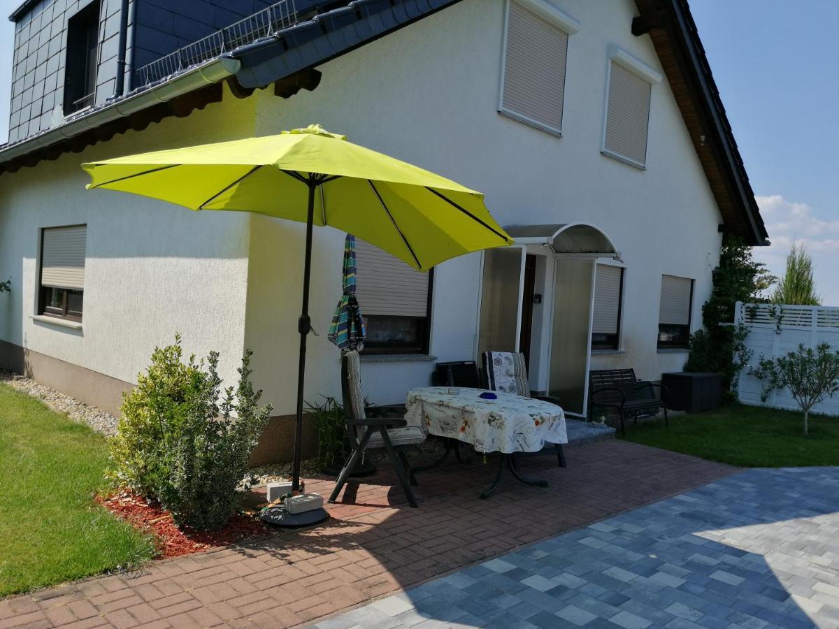 Appartement Ruhe Und Bequemlichkeit à Frauendorf  Extérieur photo